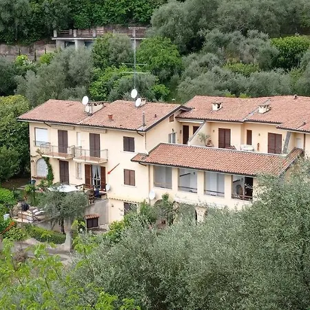 Casaalma Pool, Terrace & Lakeview Apartment Gardone Riviera