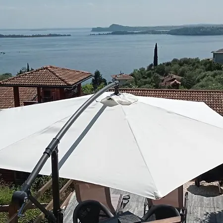 Casaalma Pool, Terrace & Lakeview Apartment